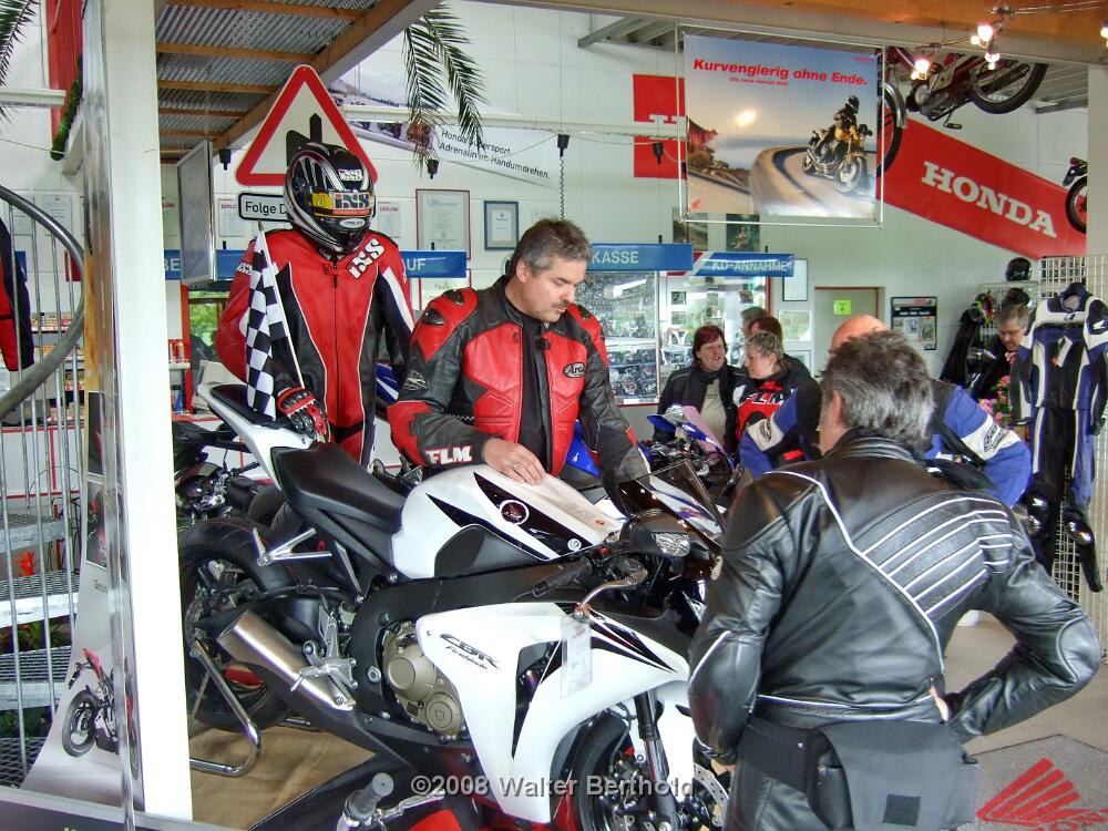 HCG Harry 2008 125