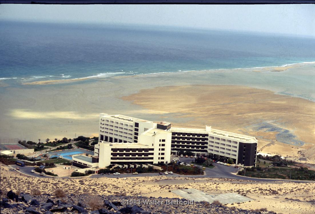 Fuerte 1983 2044
