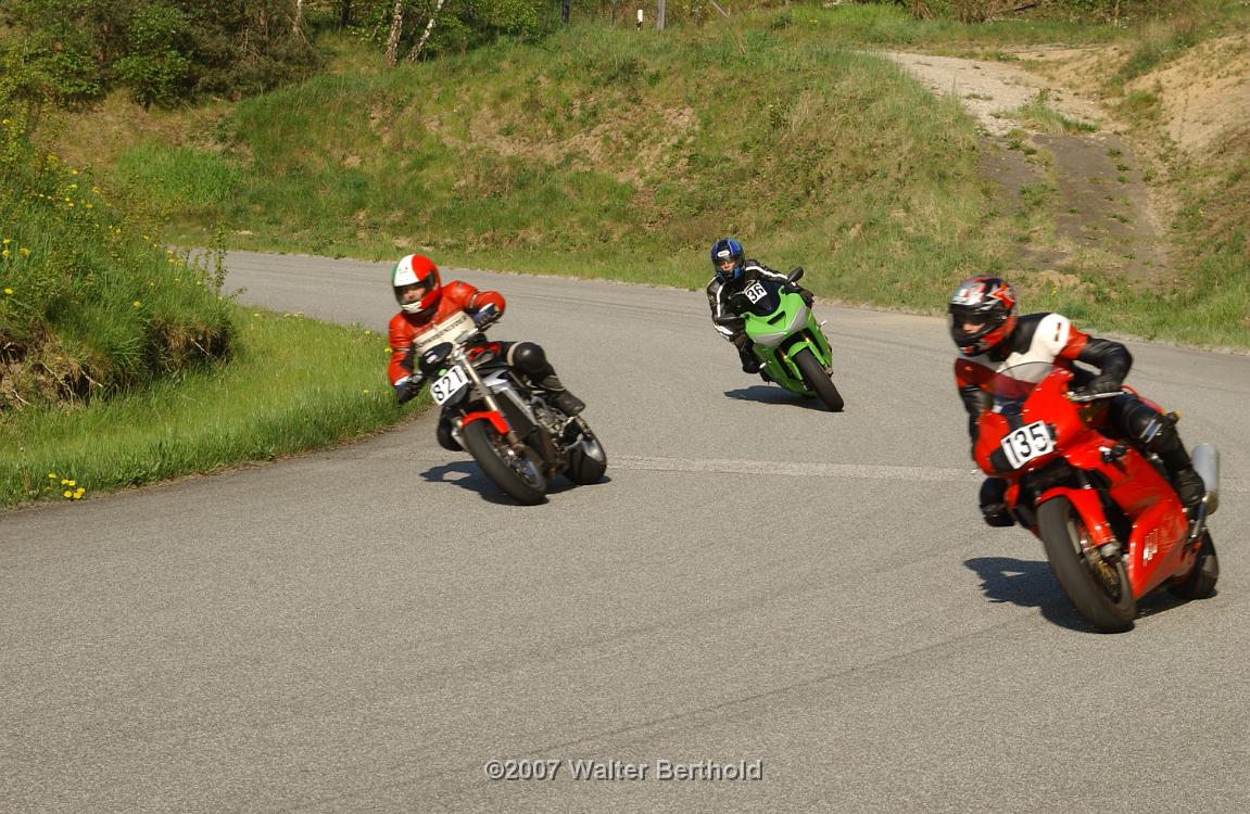 Heidbergring2007Desmo 303