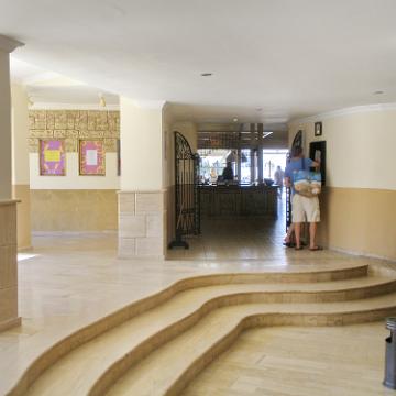 Hotel Atlantis 44